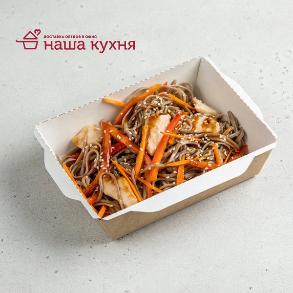 Гречневая лапша с курицей и овощами (250 г) 195